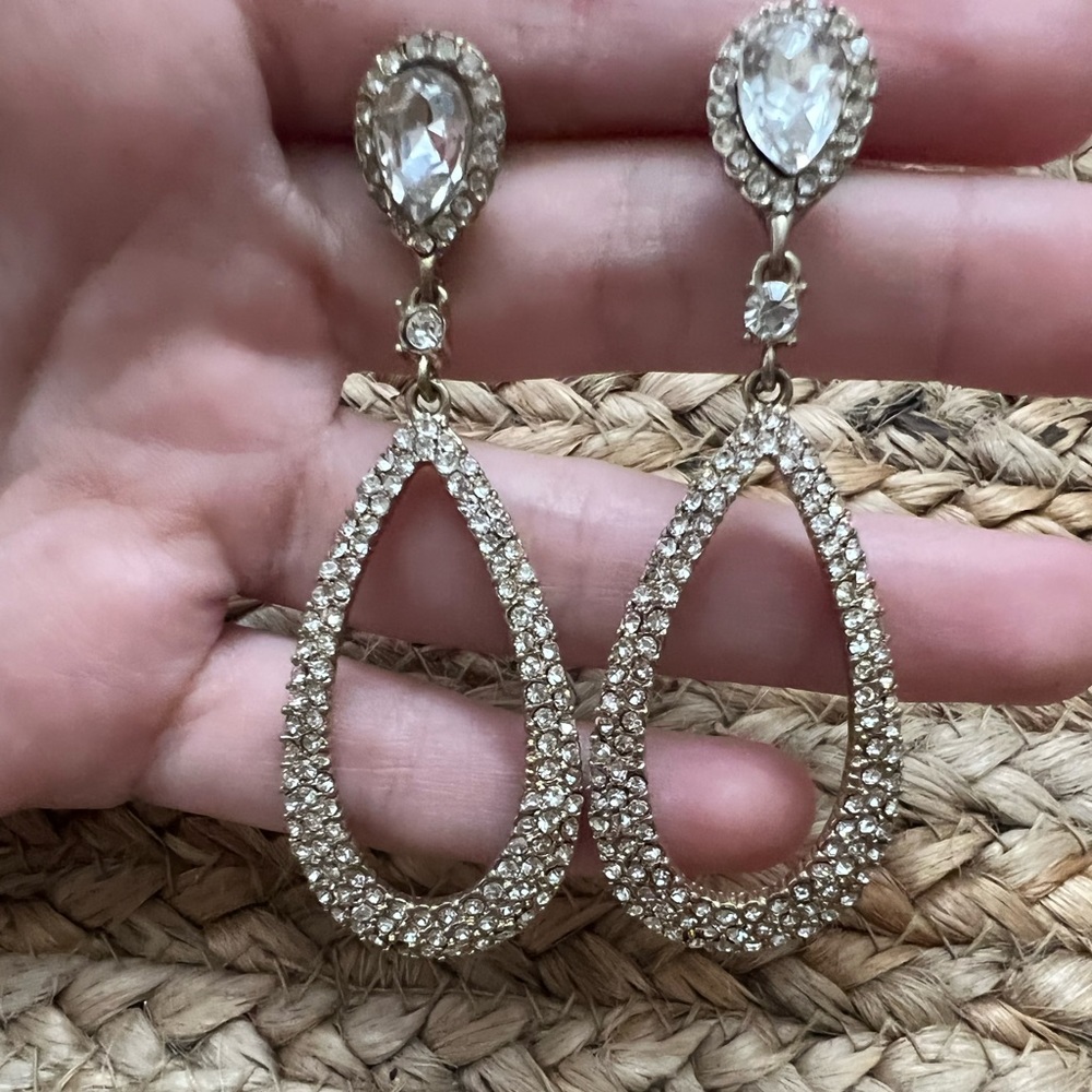 Super cute Circular diamond earrings